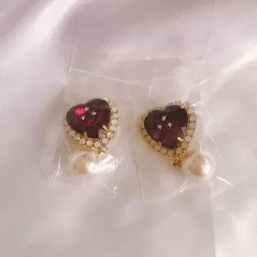 [ 미사용 새상품 ] 하트 비즈 귀걸이 himitsu by syrup.