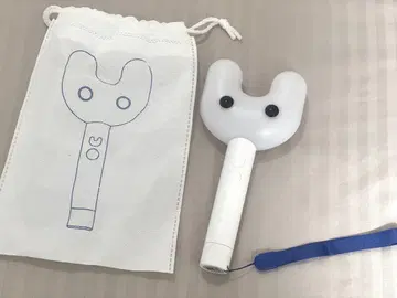 NewJeans 공식 응원봉