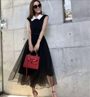 쉘러 도트 샤샤 스커트