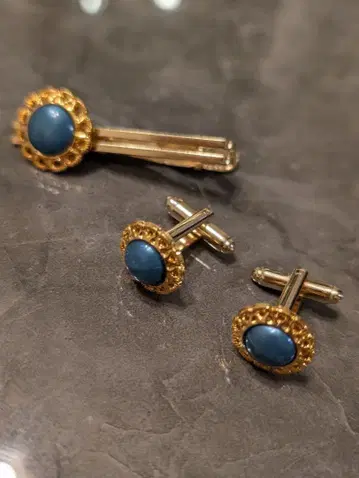 넥타이핀과 커프스 세트 파란색 돌 핸드메이드