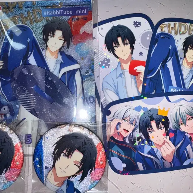 아이나나 이오리 아크릴스탠드 카드 캔뱃지 일괄 판매