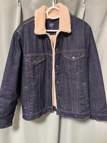 GAP 데님 자켓 보아 부착