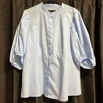 ORIHICA 라이트 블루 벌룬 슬리브 셔츠