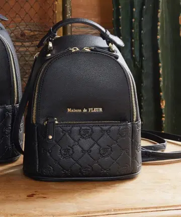 Maison de FLEUR 모노그램 백팩