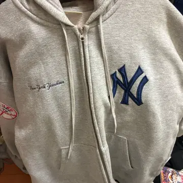뉴욕 양키스 그레이 후드티