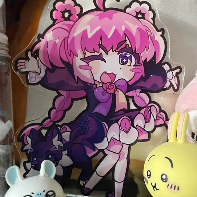 테런 로로아 아크릴 스탠드 비공굿 테일즈런너