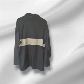 집업 블랙과 그레이 스트라이프 자켓