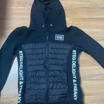 RTEG 후드 부착 다운 자켓