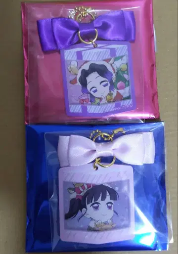 귀멸의 칼날 코쵸우 시노부 츠유리 카나오 오너먼트 참 크리스마스