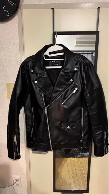 ZARA 가죽 자켓 라이더 자켓