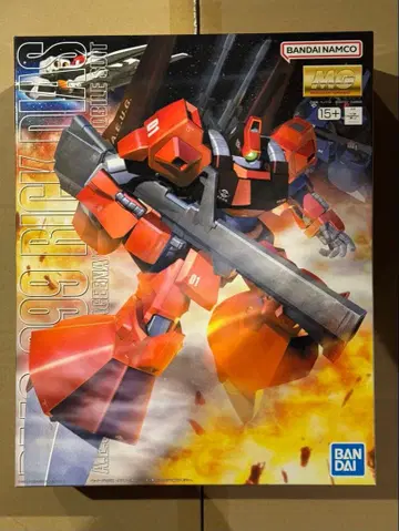 MG 1/100 릭 디아스 (콰트로기) (콰트로 바지나 컬러)