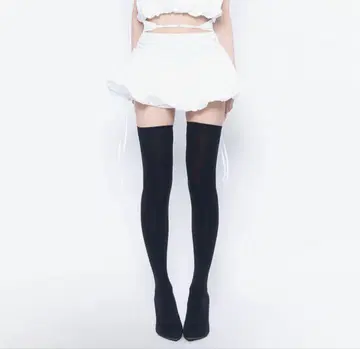 THEREDTHREAD 스트랩 벌룬 스커트