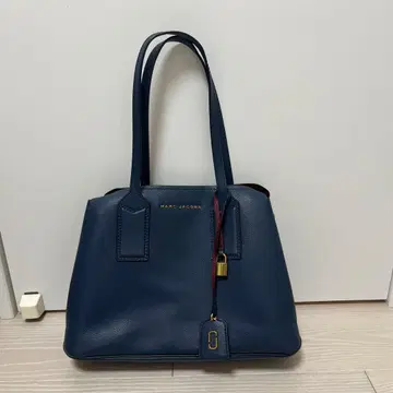 MARC JACOBS A4 수납 가능 가죽 토트백