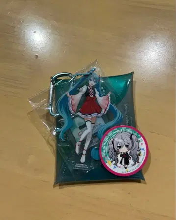 프로세카 스시로 하츠네 미쿠 멀티 파우치, 피크