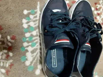 Tommy Hilfiger 네이비 스니커즈