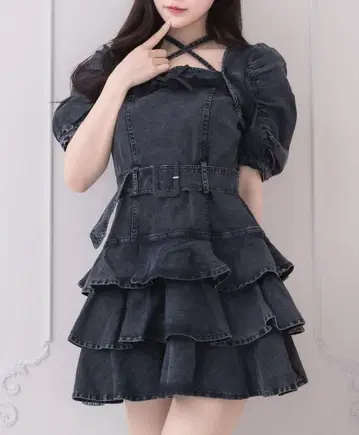 pium 피윰 티어드 프릴 미니 원피스 블랙