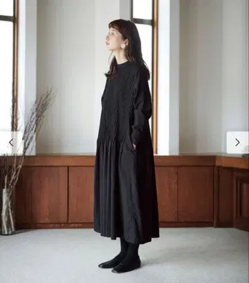 써니클라우드 턱 좋아하는 마녀 원피스 펠리시모 블랙 긴팔 L