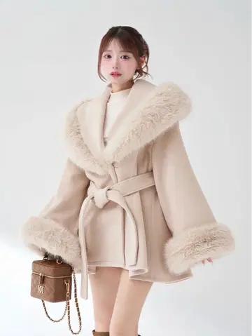 미개봉 새상품 다리치 darich 허리 벨트 프린세스 라인 코트 FREE