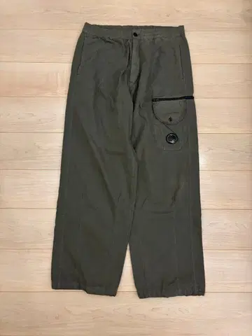 [ C.P.COMPANY ] 인기 즉완품 와이드 카고 팬츠