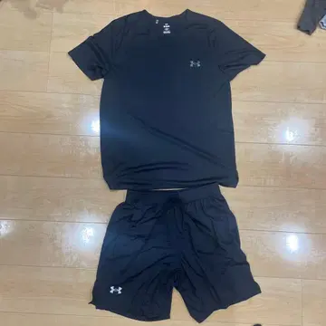 언더아머 상하의 세트 러닝용