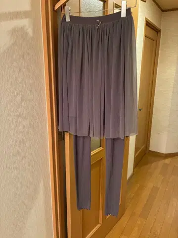 pique 그레이 플레어 스커트 레깅스 포함