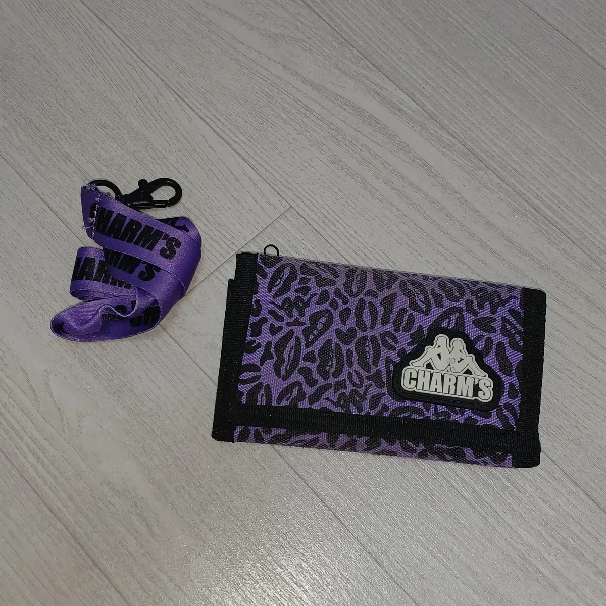 GS25 Charm&#x27;s Kappa Belle Velcro Card Wallet