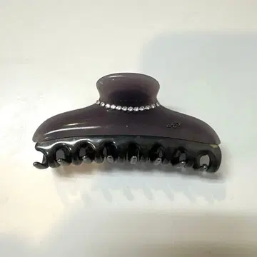 보라색 클립 헤어 액세서리 비쥬 장식 acca 아카 L 사이즈