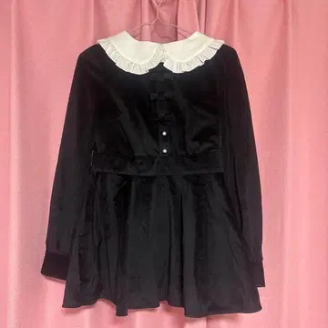 pium 프론트 리본 프릴 칼라 셋업