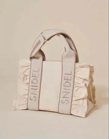 SNIDEL 프릴 토트백 화이트