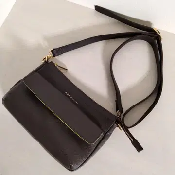 ADMJ 숄더백 카메라백 플랩 슈링크 가죽 브라운