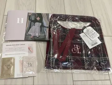 미개봉 새상품 herlipto HLT Lounge Knit Bag