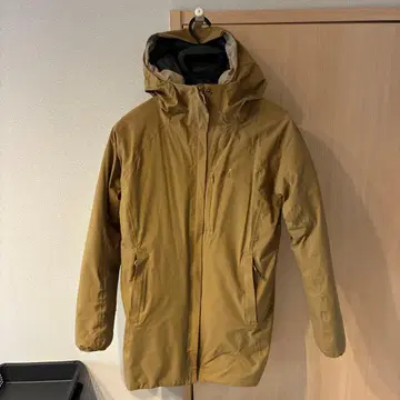 브라운 후드 부착 다운 자켓 M 사이즈