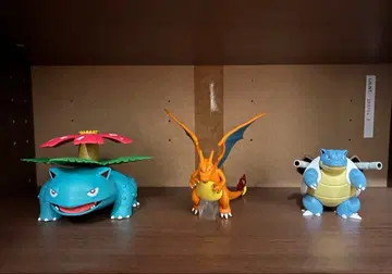 포켓몬 스케일 월드 리자몽 이상해꽃 거북왕