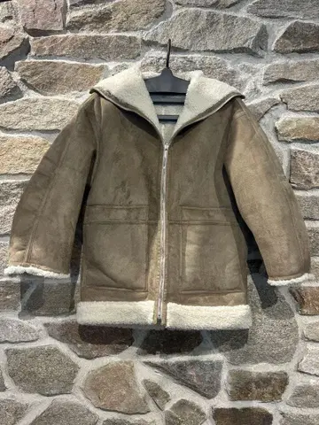 에스트네이션 리버서블 무스탕 코트