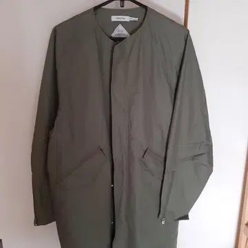 nonnative GORE-TEX INFINIUM 노카라 코트 카키