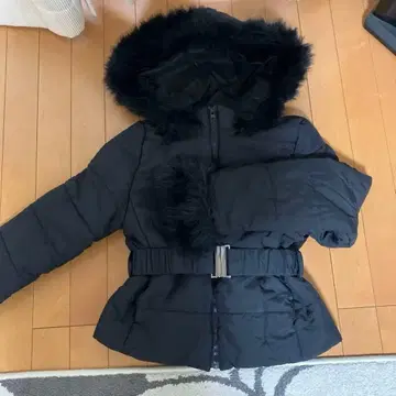 퍼 후드 다운 자켓 블랙