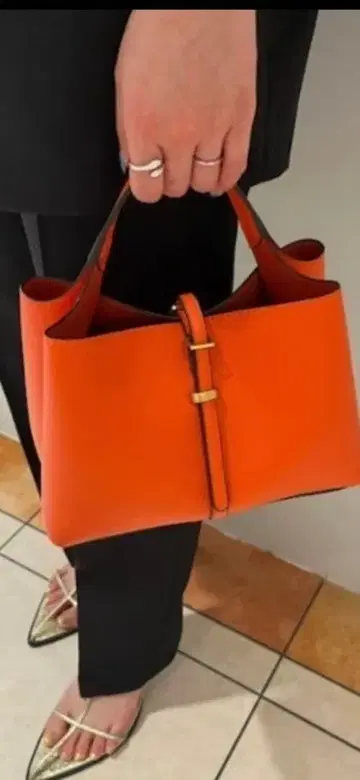 Mila Owen 원핸들 미니 토트백 미사용 새상품