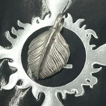 새상품급 퍼스트 애로우즈 SV 하트 페더 L