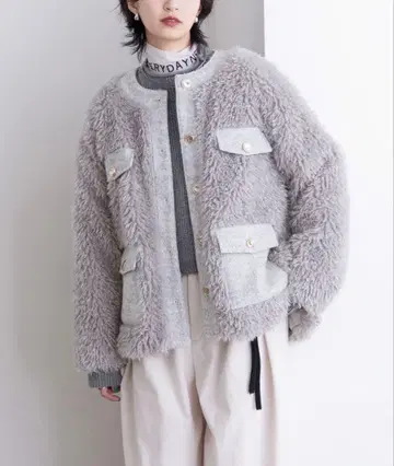 에이미 로우 퍼 자켓