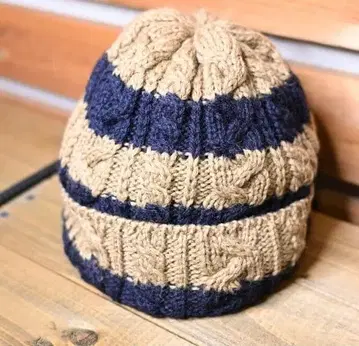 새상품급 하이랜드2000 HIGHLAND 니트 캡