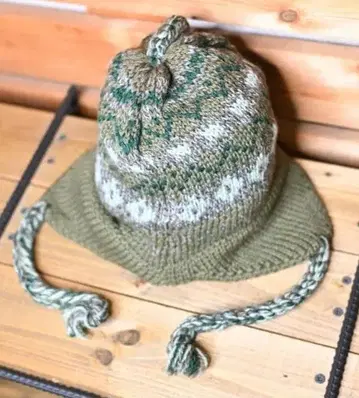 새상품급 [ 하이랜드2000 ] 이어 플랩 캡