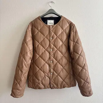 [새상품급] TAION CITY LINE 퀼팅 다운 베이지 가죽 느낌