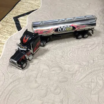 DUB CITY 트레일러 미니카 블랙 빨간색