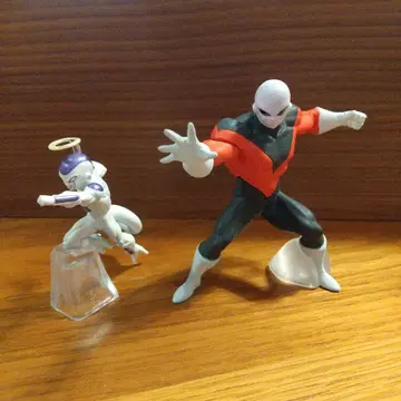 드래곤볼 프리저 지렌 피규어