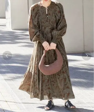 이번 시즌 새상품 저널 스탠다드 오리엔탈 맥시 원피스