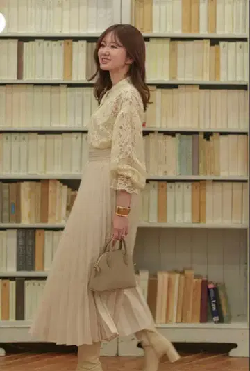 Maison Echelle/턱 벨트 플리츠 스커트