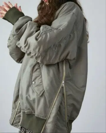 오늘만 가격 인하 ungrid 아우터 빅 실루엣 사이드 지퍼 MA-1