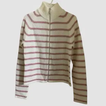 스트라이프 하이넥 스웨터