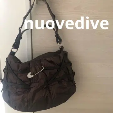 배송비 포함 새상품급 이탈리아제 nuovedive 브라운 핸드백
