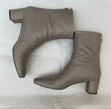 오데뜨 앤 오딜 부츠 스퀘어토